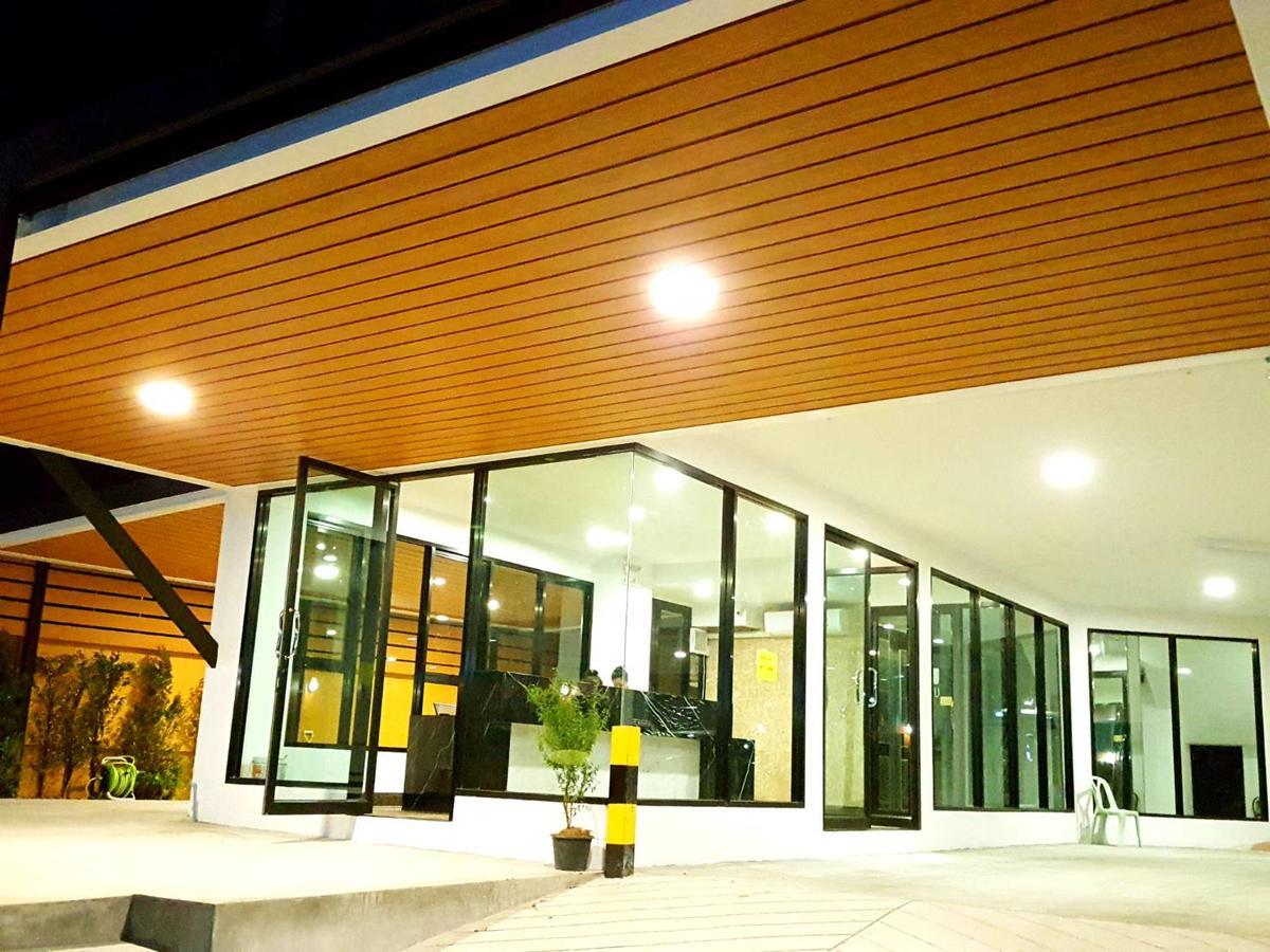 The All 24 Luxury Residence Bangkok Exterior photo