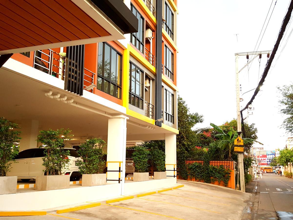 The All 24 Luxury Residence Bangkok Exterior photo